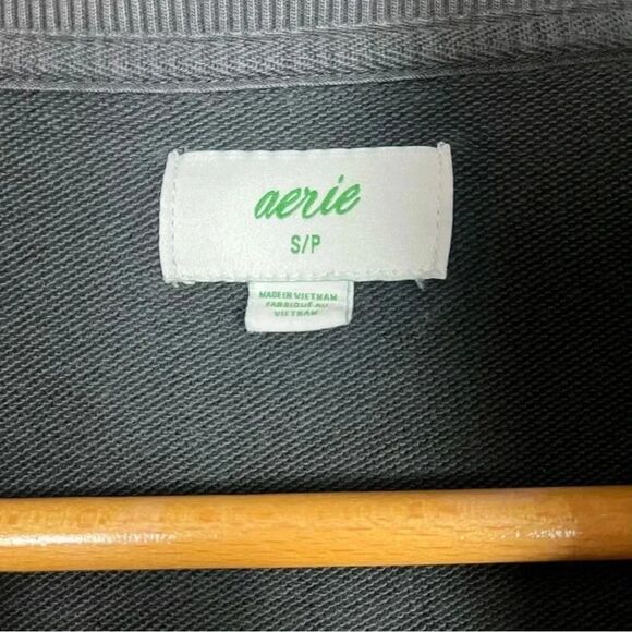 Aerie Grey Oversized Half Zip Pull Over Sweater Size Small EUC - Picture 3 of 5